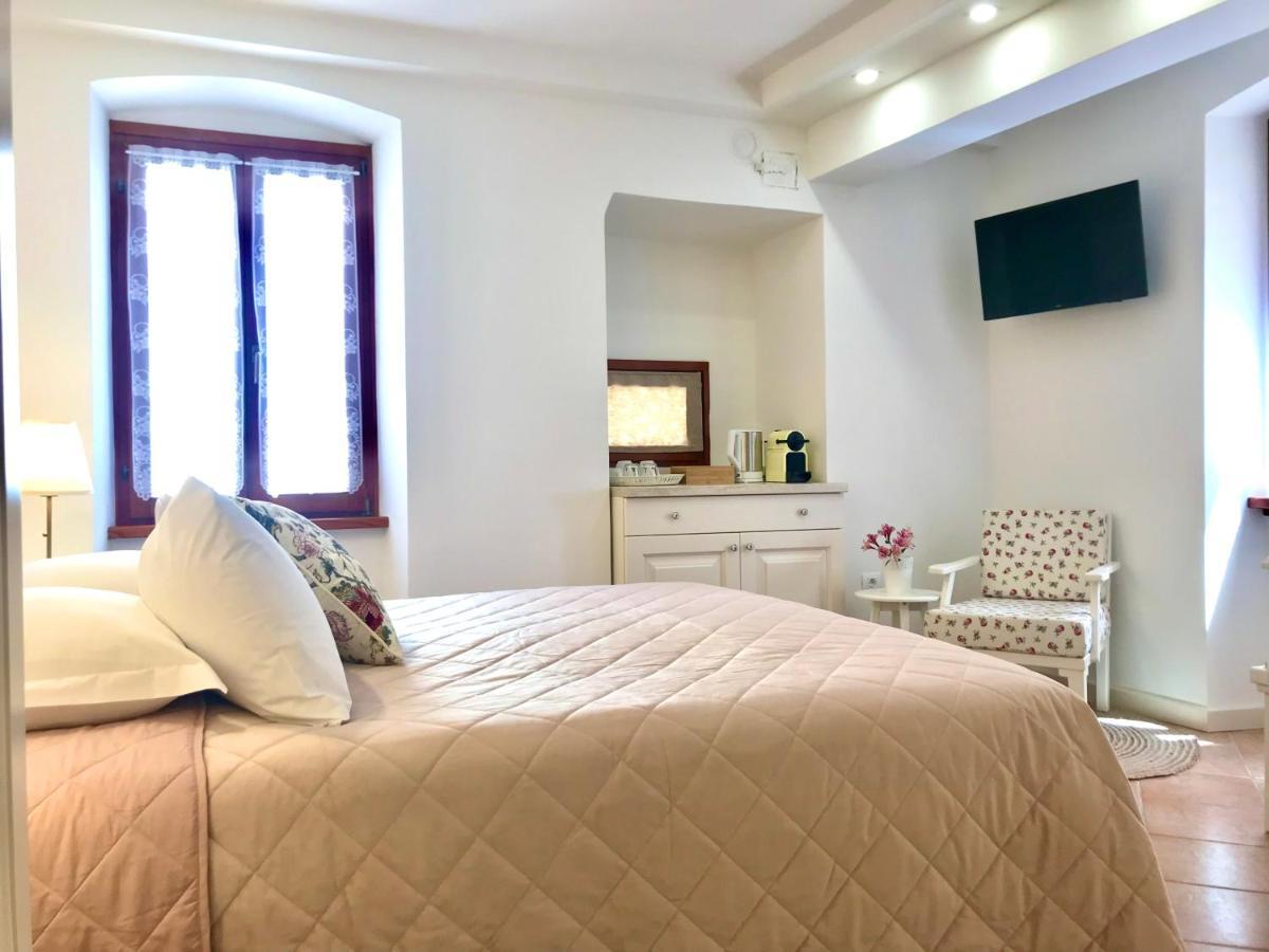 Casa Vittoria Ξενοδοχείο Ρόβινι Εξωτερικό φωτογραφία